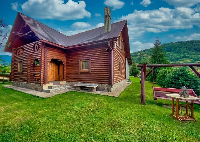 Private House затишок Ferienhaus Schdenijewo